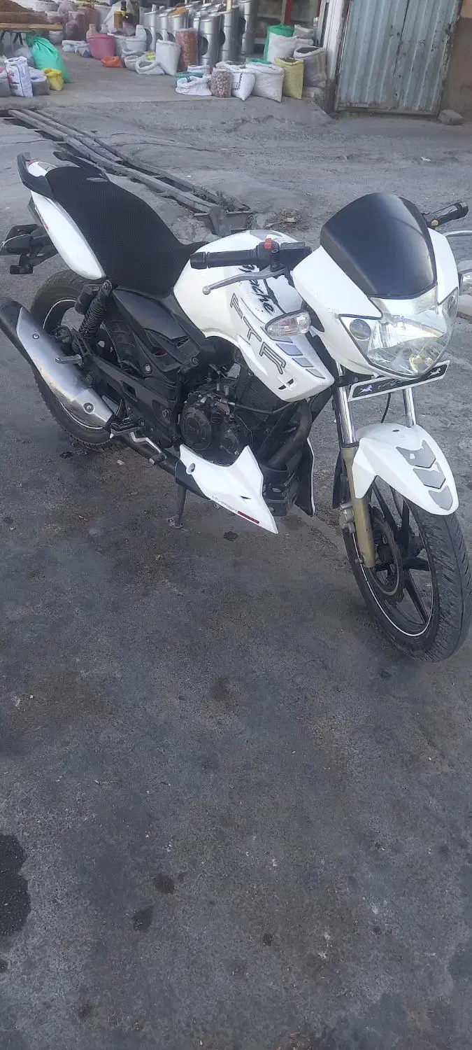 اپاچی ۱۸۰مدل۸۹|موتورسیکلت|قوچان, |دیوار