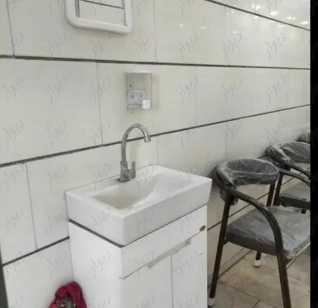 اجاره ویافروش مغازه تجاری درتاپ ترین نقطه شهر|فروش مغازه و غرفه|بروجرد, |دیوار