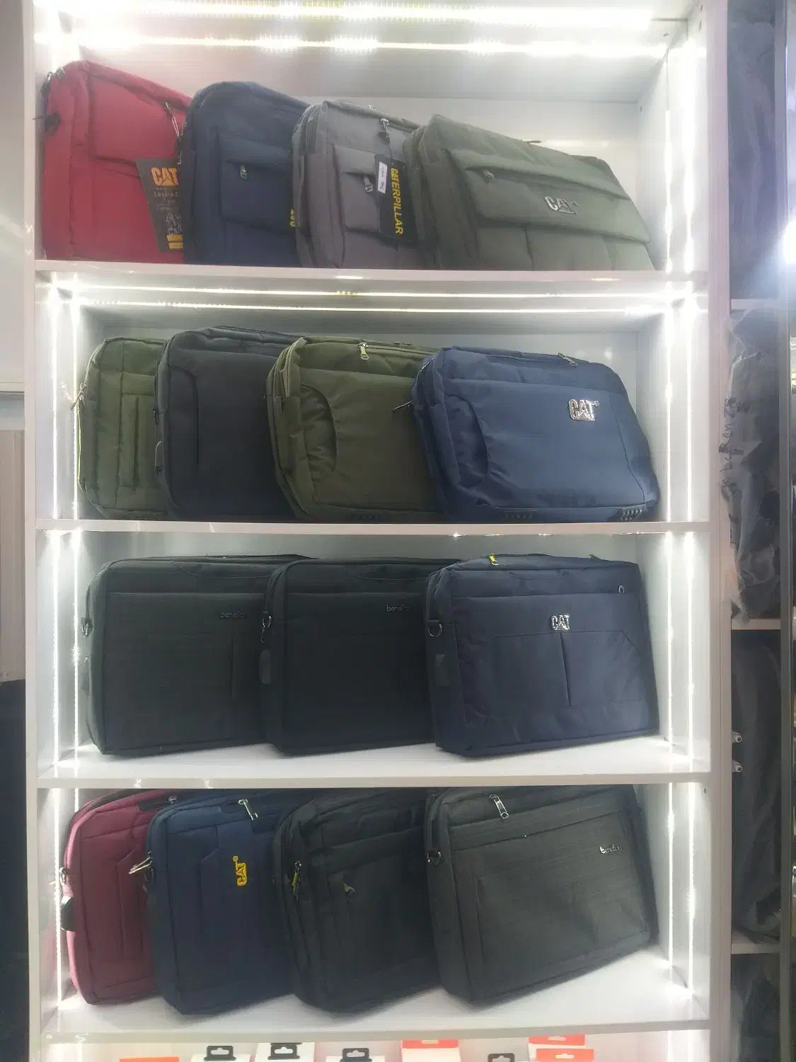 آفر ویژه کیف لپ تاپ با ضمانت یک سال دوخت زیپ|رایانه همراه|تهران, میدان ولیعصر|دیوار