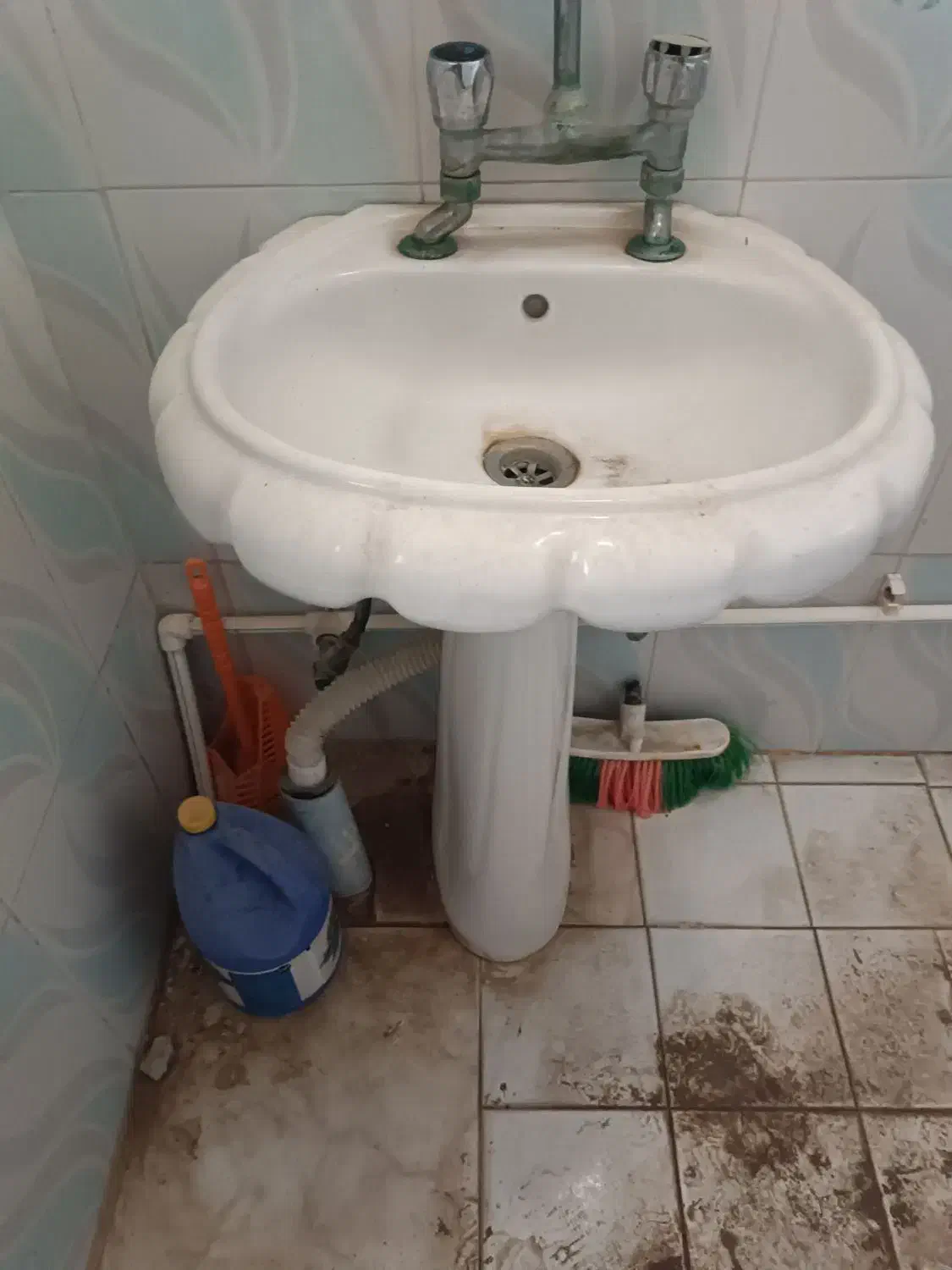 حراج روشویی|لوازم سرویس بهداشتی|آبیک, |دیوار