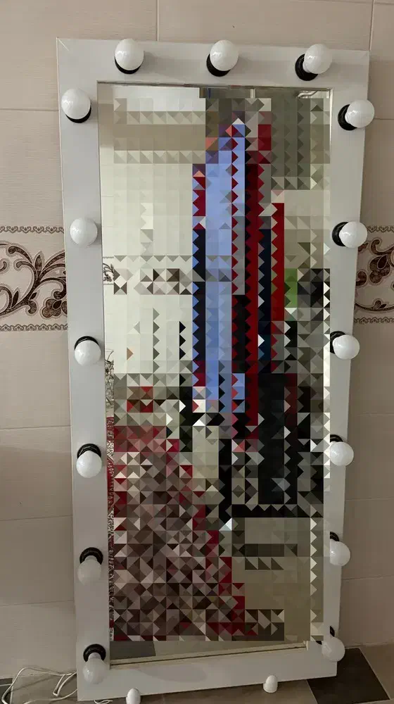 آیینه|آینه|بروجرد, |دیوار