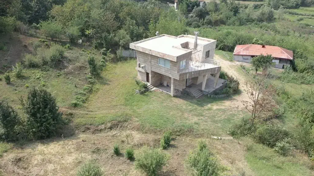 اجاره کوتاه مدت ویلای جنگلی مالک تایید هویت دار|اجارهٔ کوتاه‌مدت ویلا و باغ|لاهیجان, آهندان|دیوار