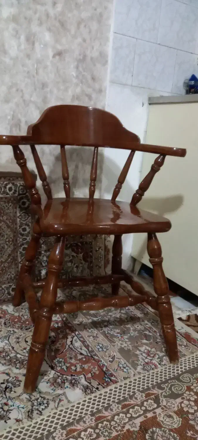 صندلی قدیمی لهستانی|صندلی و نیمکت|کرمانشاه, |دیوار