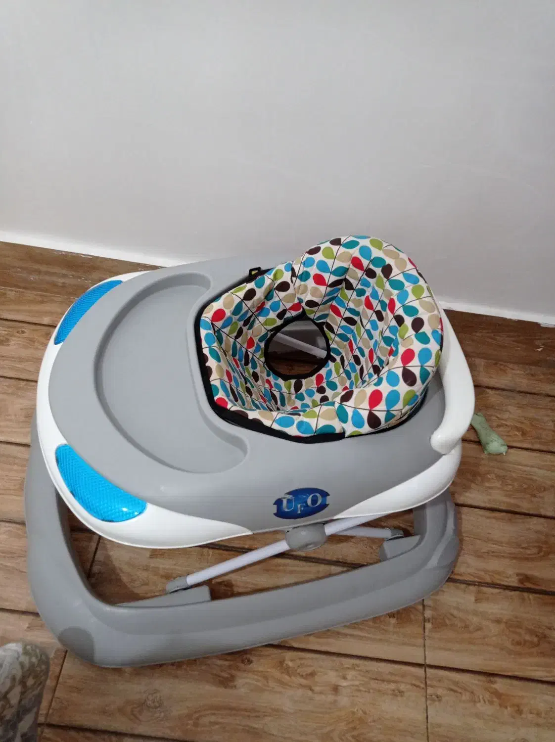 گهواره و روروئک کودک|اسباب و اثاث بچه|مسجد سلیمان, |دیوار