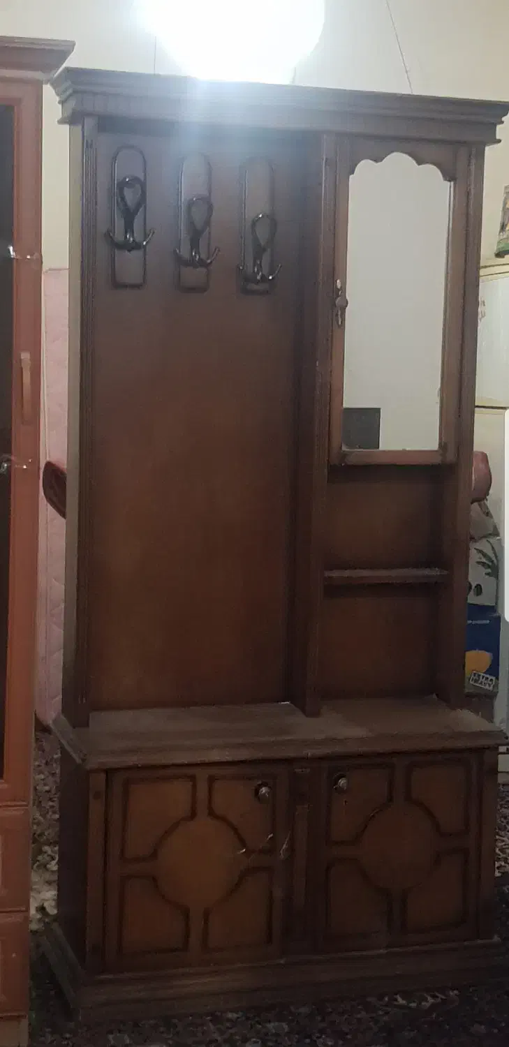 چوب لباسی همراه با آینه و جاکفشی|جاکفشی، کمد، دراور|گرمسار, |دیوار