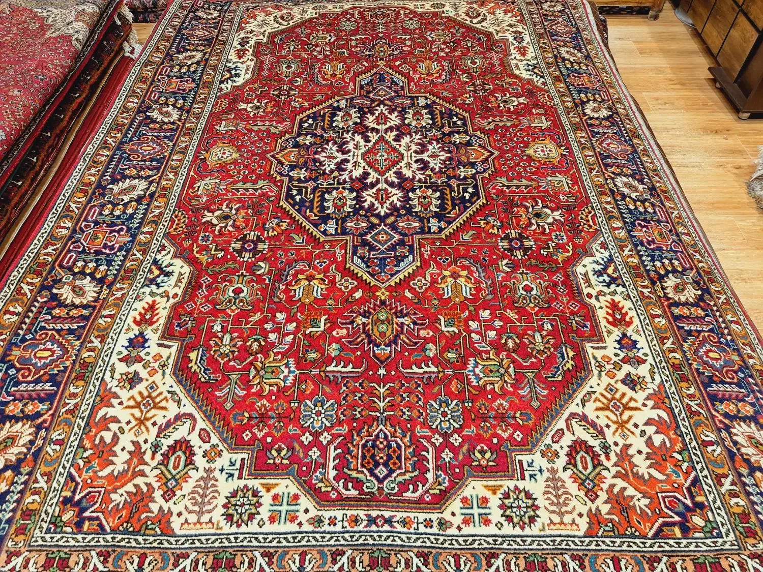 تک ۶متری دستباف نقشه هندسی|فرش|تهران, اکباتان|دیوار