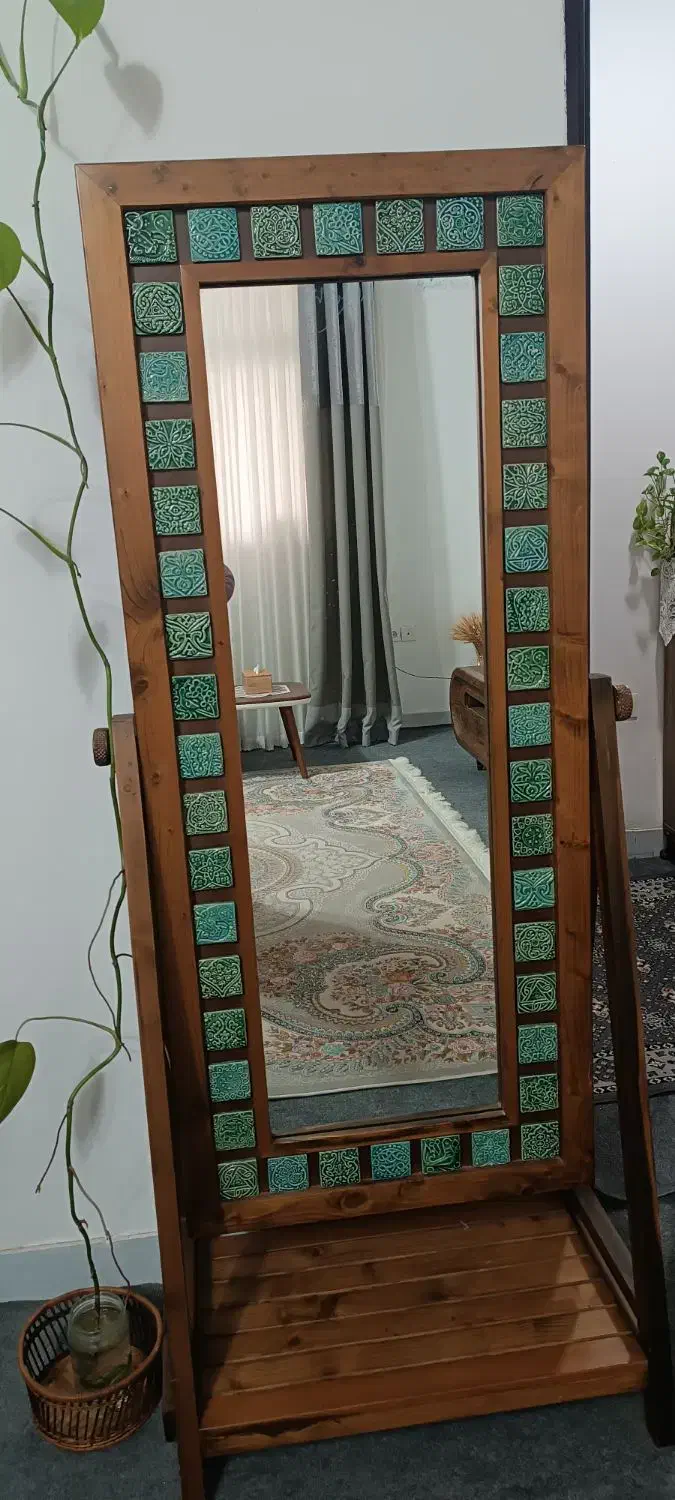 آینه قدی چوبی|آینه|رشت, باهنر|دیوار