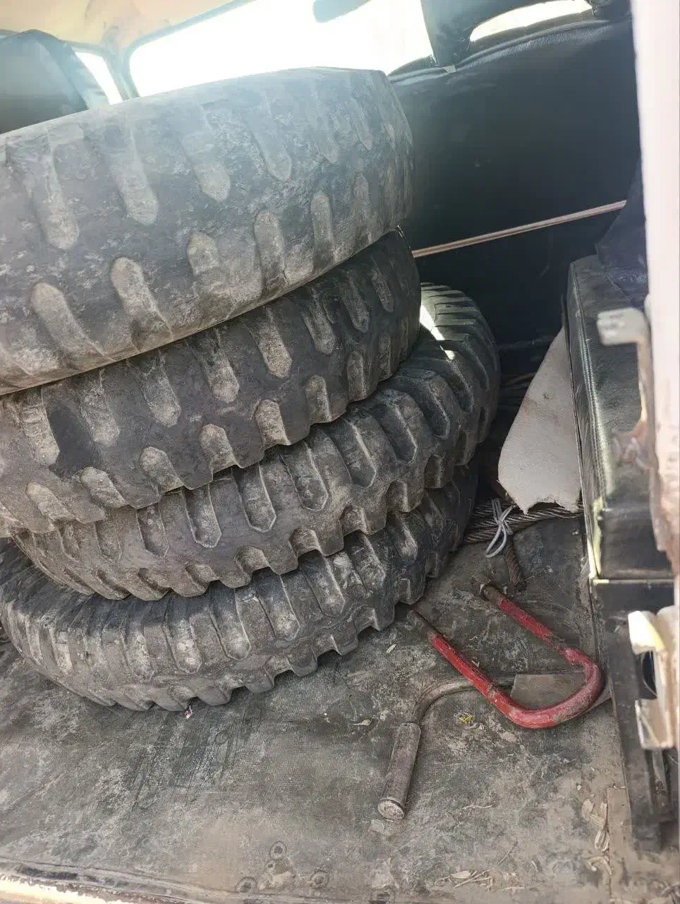 جیپ صحرا با چهار تا رینگ لاستیک|خودرو کلاسیک|اسلام‌شهر, شهرک قائمیه|دیوار