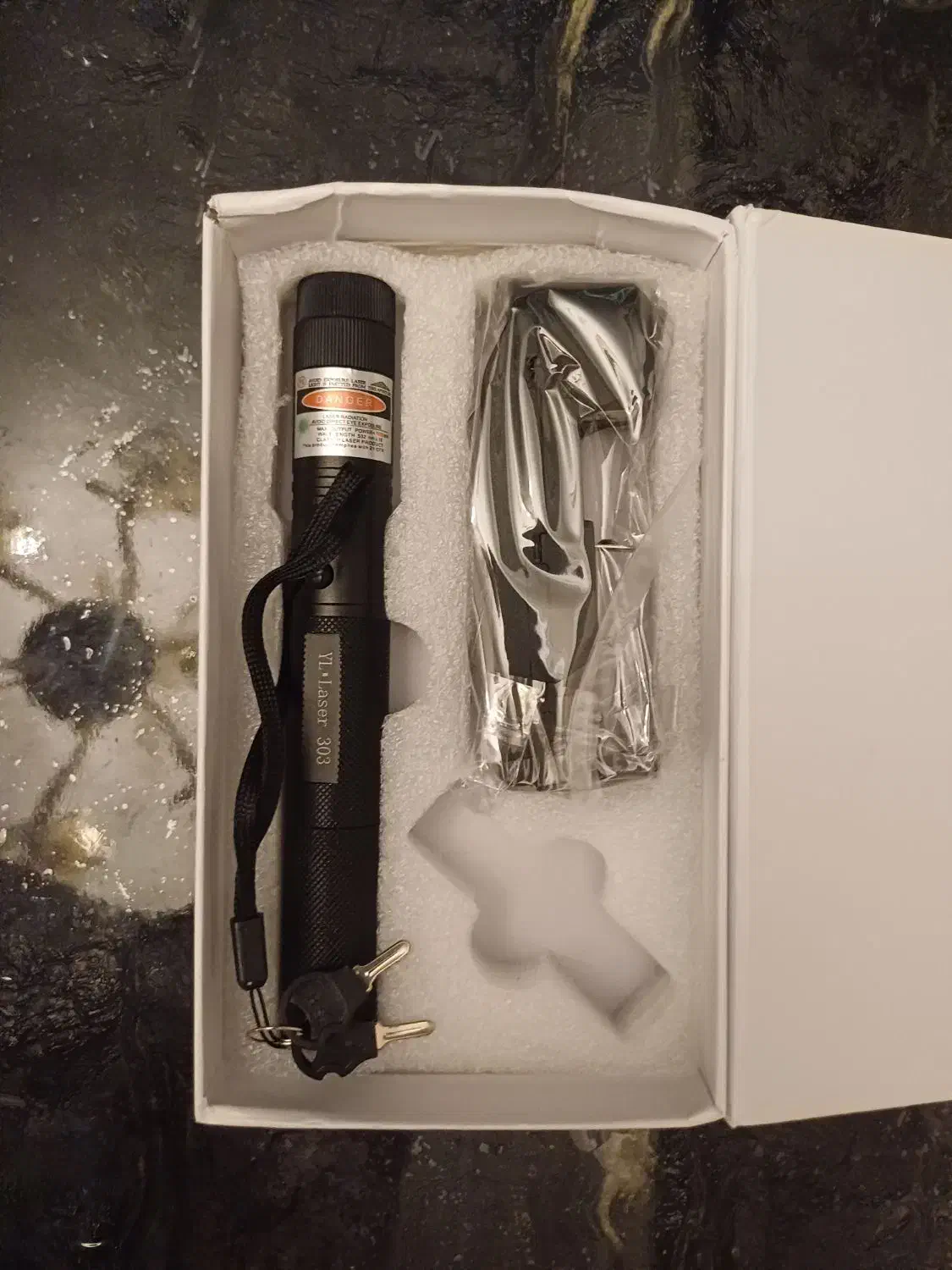 فروش لیزر قلمی بزرگ بابهترین کیفیت|اسباب‌بازی بچه|تبریز, |دیوار