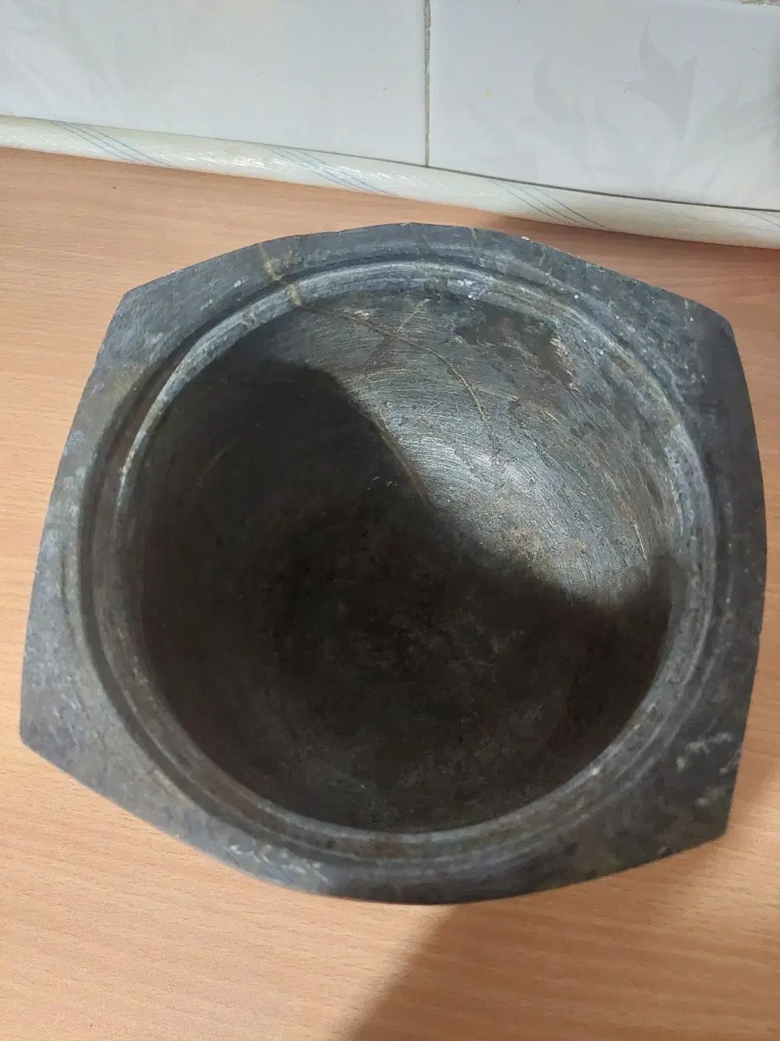 دیزی سنگی|ظروف پخت‌وپز|مشهد, انقلاب|دیوار