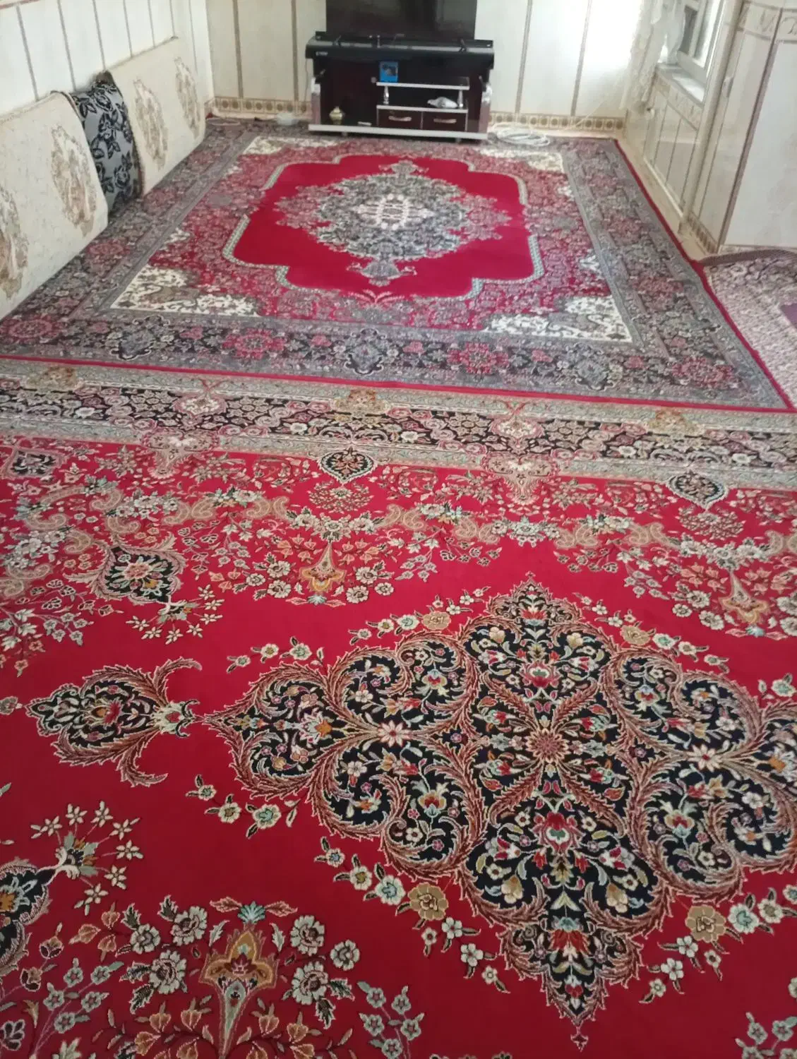 2تخته فرش 12متری خوشگل وزیبا|فرش|بروجرد, |دیوار