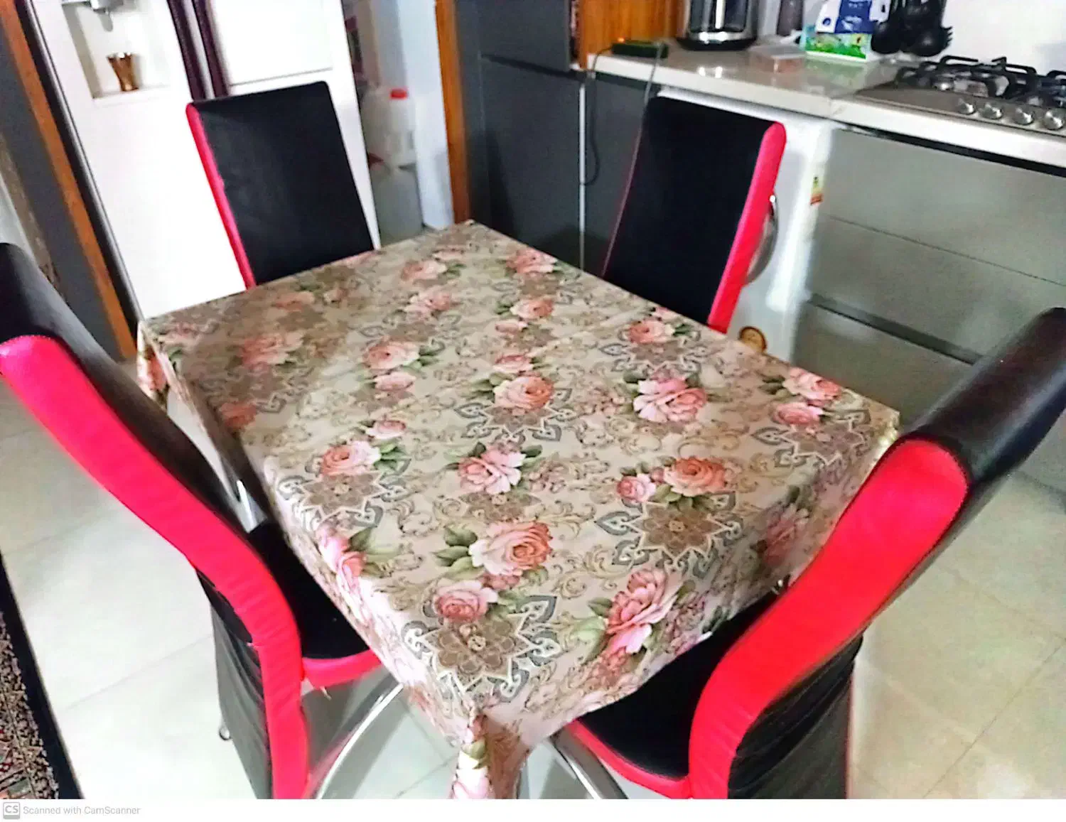 میز ناهارخوری|میز و صندلی غذاخوری|قم, انسجام|دیوار