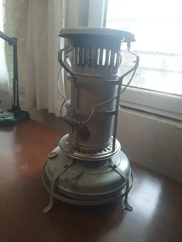 علائدین|کلکسیون اشیاء عتیقه|گلبهار, شهر جدید گلبهار|دیوار