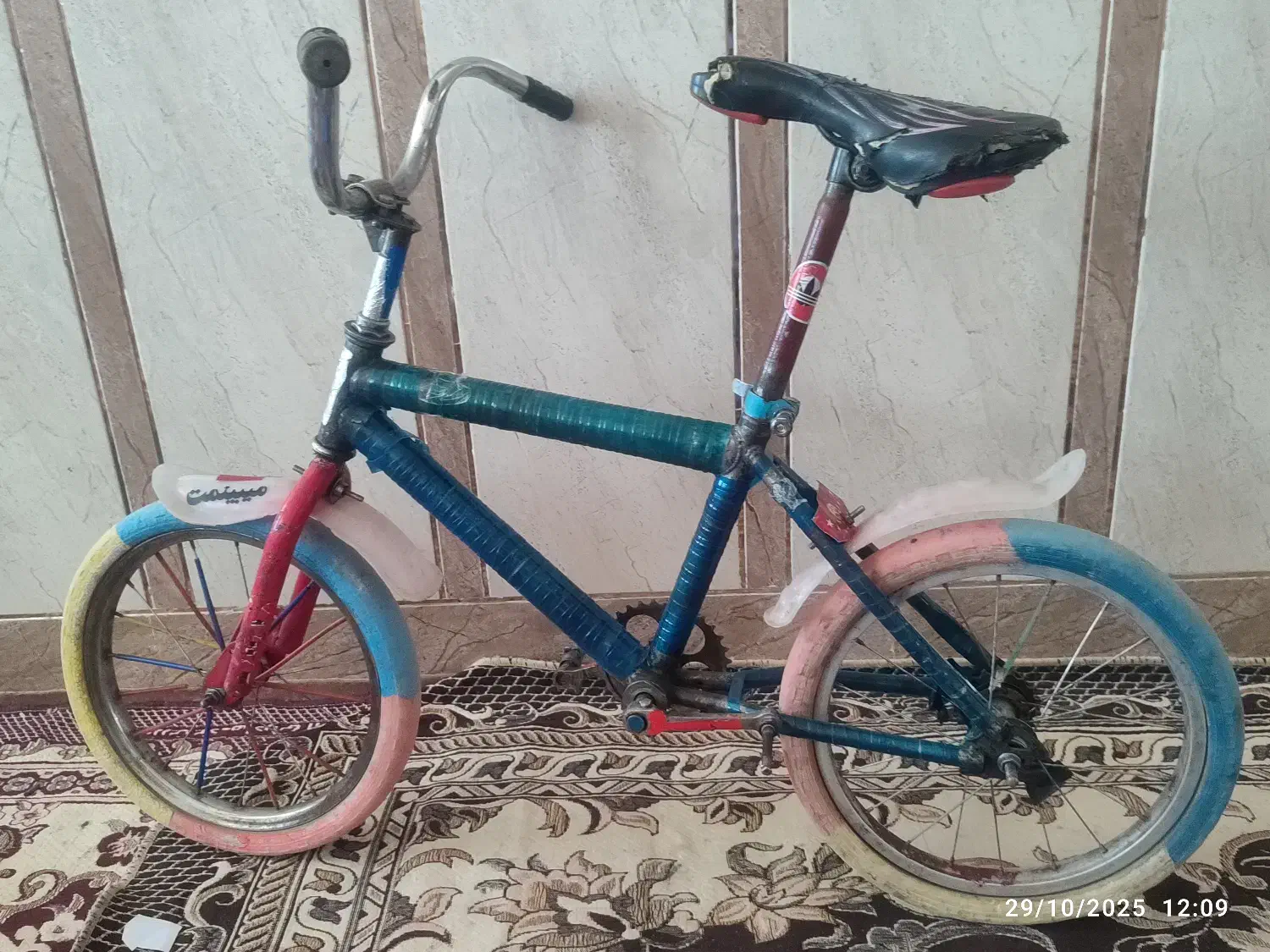 دوچرخه 16|دوچرخه، اسکیت، اسکوتر|خاش, |دیوار