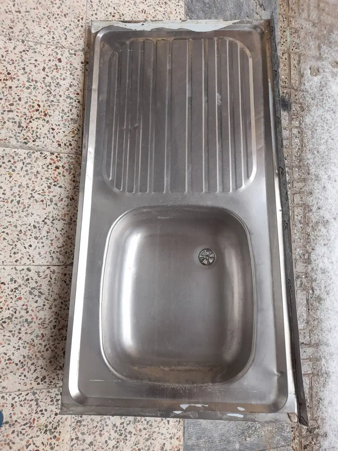 سینک ظرفشویی ۱ قلو|آب‌چکان و نظم‌دهنده ظروف|شهرکرد, |دیوار