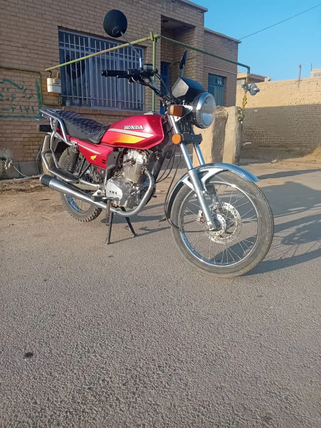 فروش موتور سیکلت|موتورسیکلت|فامنین, |دیوار