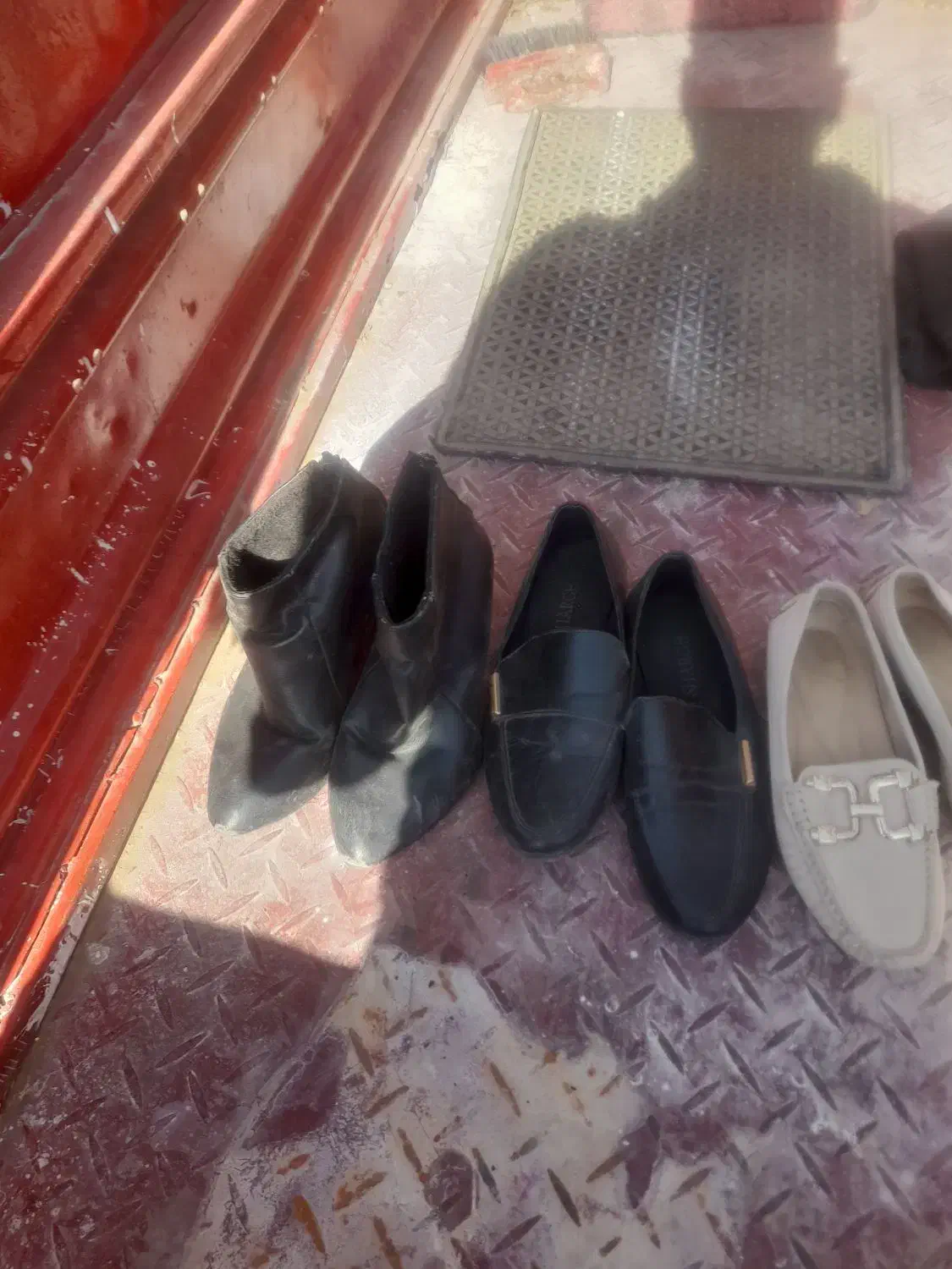 سه جفت کفش ۳۷ سالم تمیز|کیف، کفش، کمربند|سبزوار, باهنر|دیوار