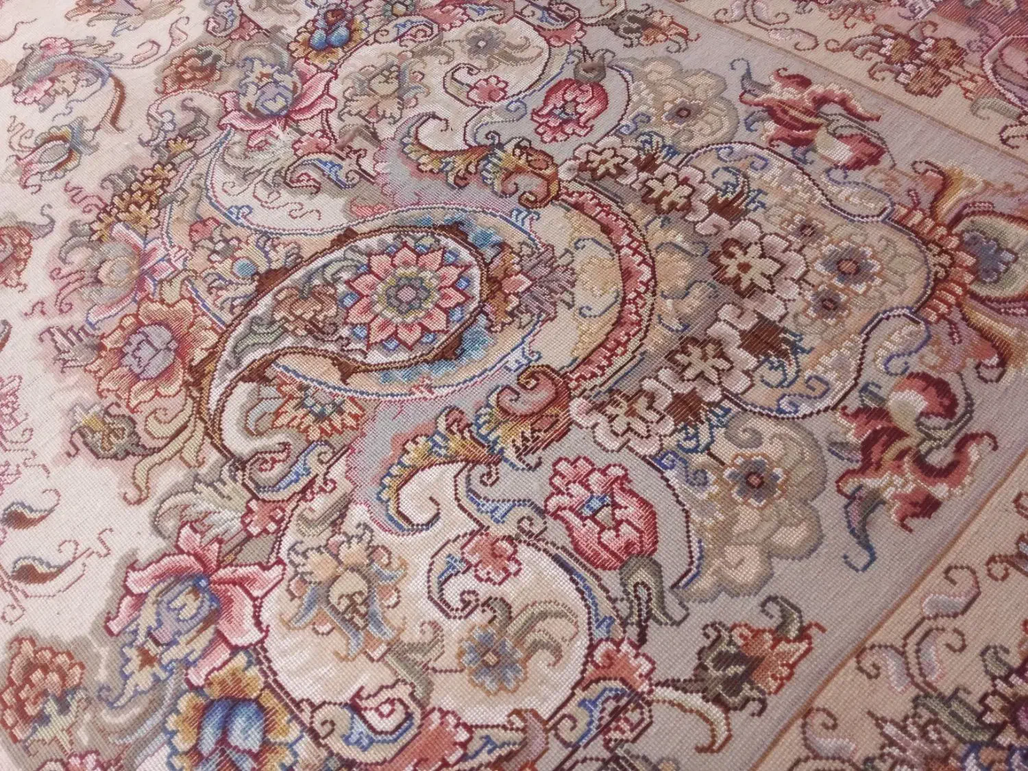 فرش خطیبی رج۴۰لچه ابریشم|فرش|آذرشهر, |دیوار