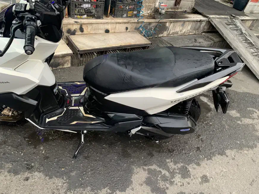 واریو160. 1403. ABS|موتورسیکلت|تهران, سبلان (لشگر)|دیوار