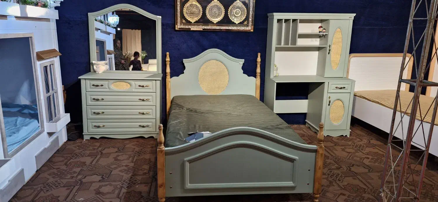 تمدید شد نمایشگاه سرویس خواب یکشنبه 9 آذر 1404|تخت و سرویس خواب|میناب, |دیوار