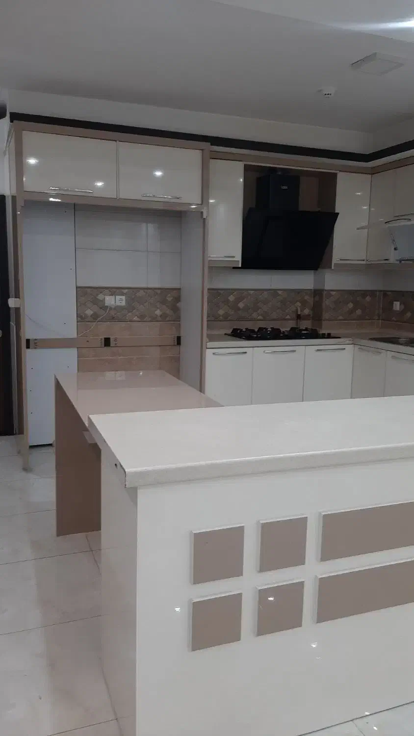 اجاره واحد ۹۰ متری دو خواب میدان مادر|اجارهٔ آپارتمان|شهرکرد, |دیوار