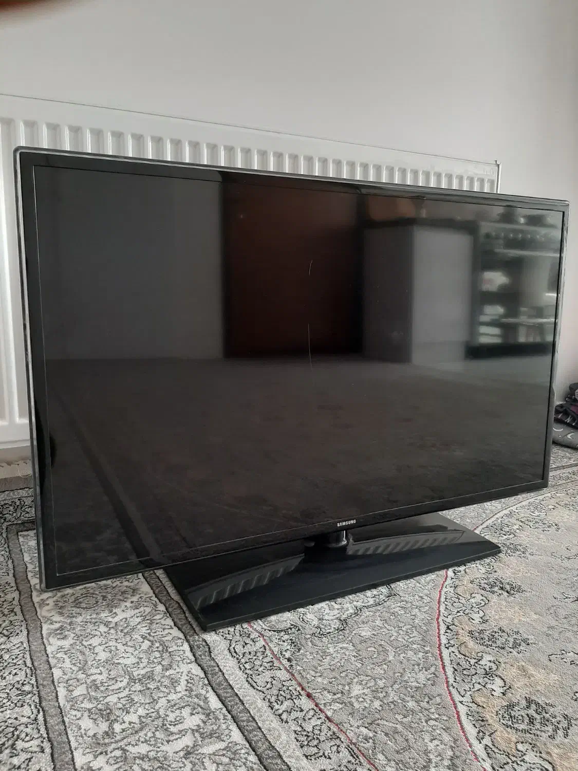 تلوزیون ۴۲ سامسونگ|تلویزیون و پروژکتور|گرمدره, |دیوار
