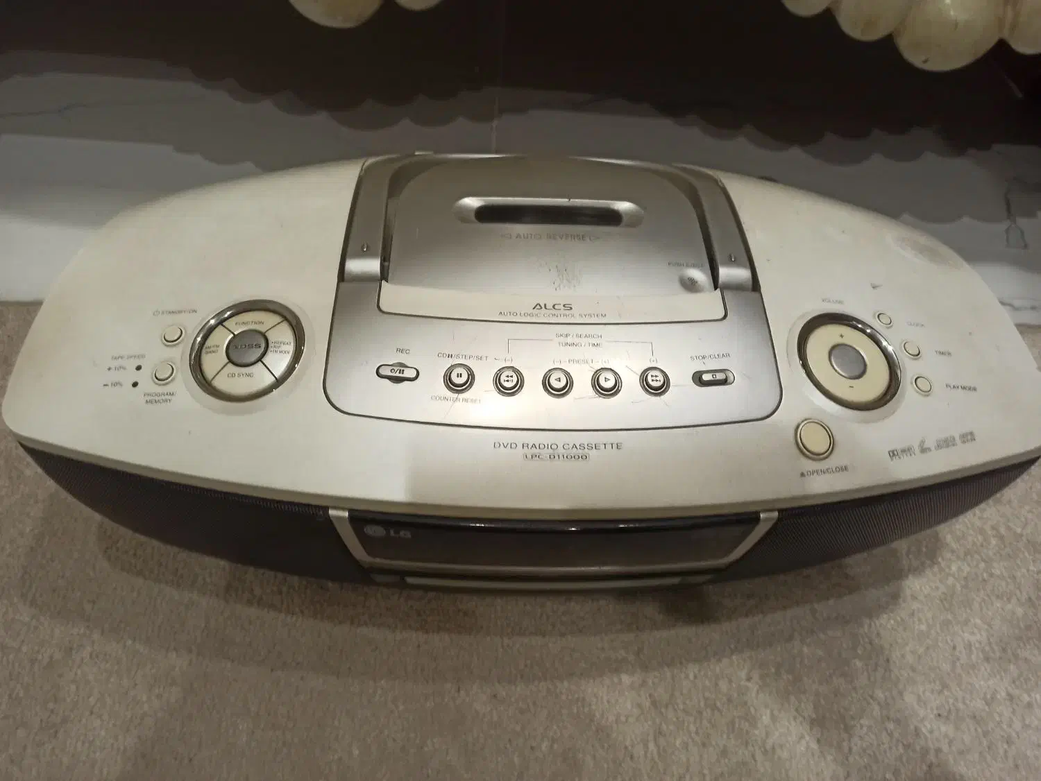 ظبت دی وی دی وکاست قدیمی سالم|سیستم صوتی خانگی|گرگان, |دیوار