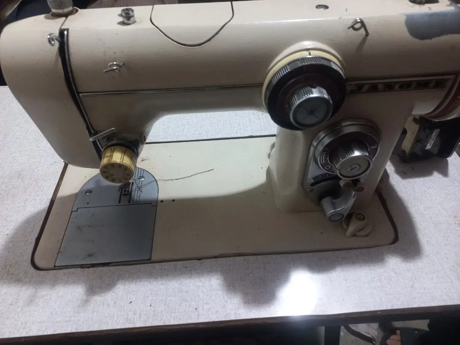 چرخ خیاطی مادگی|چرخ خیاطی و ریسندگی|تهران, افسریه شمالی|دیوار