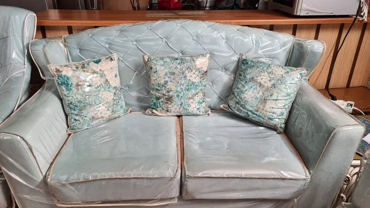 مبل نیم ست|مبلمان خانگی و میز عسلی|شیراز, کلاهدوز|دیوار