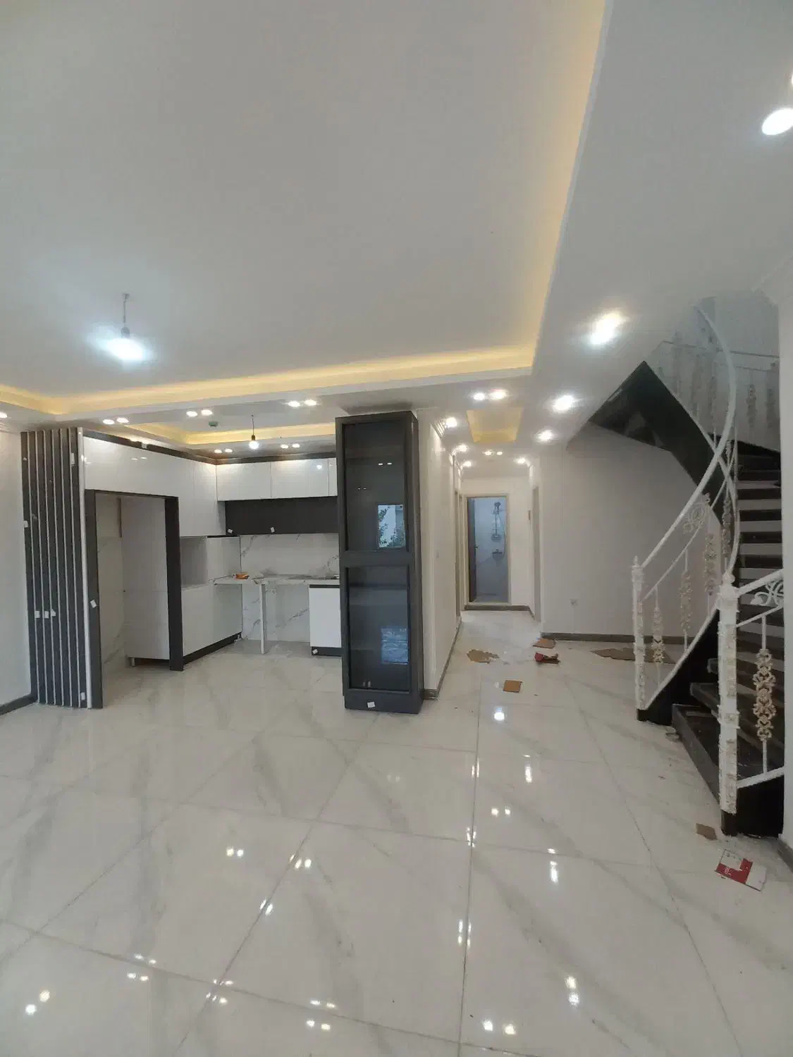 آپارتمان / دوبلکسی / ۲۰۰ متری / گاز / دانشگاه|فروش آپارتمان|رشت, منظریه|دیوار