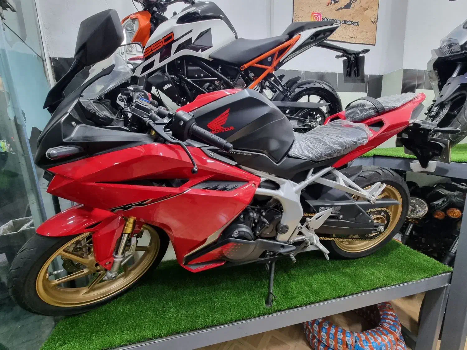 cbr250rr  honda|موتورسیکلت|تهران, سبلان (لشگر)|دیوار