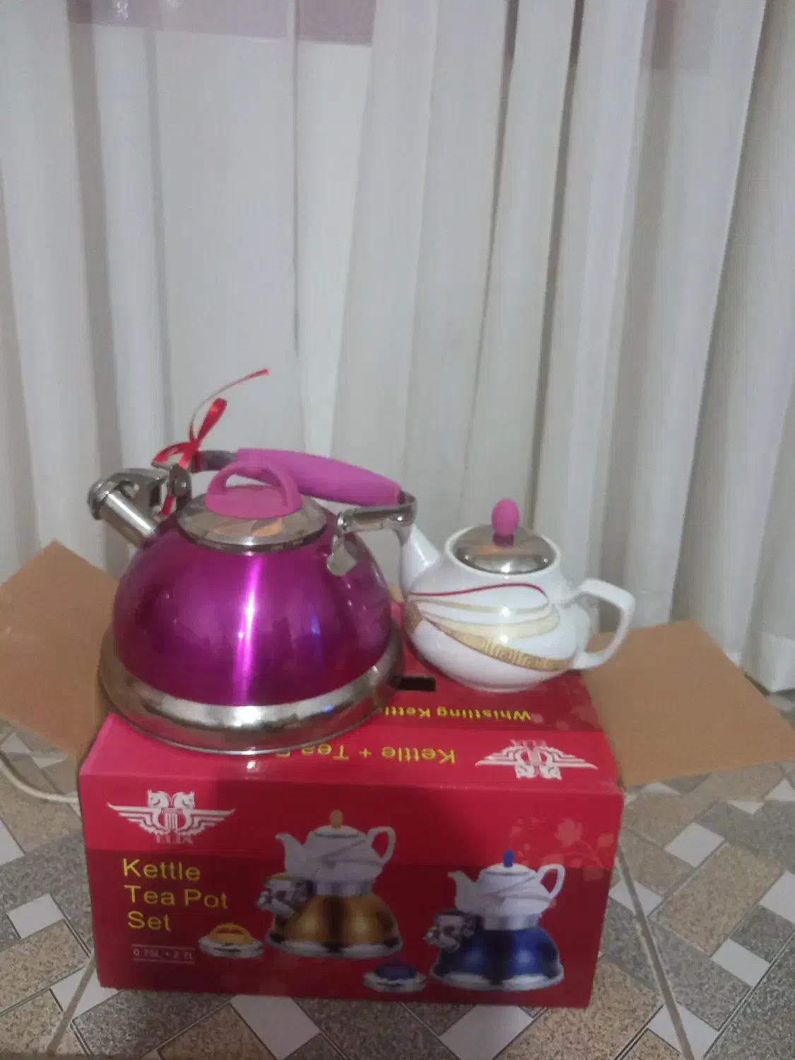 قوری کتری شیک نونو|قوری، کتری، قهوه‌ساز دستی|اراک, |دیوار