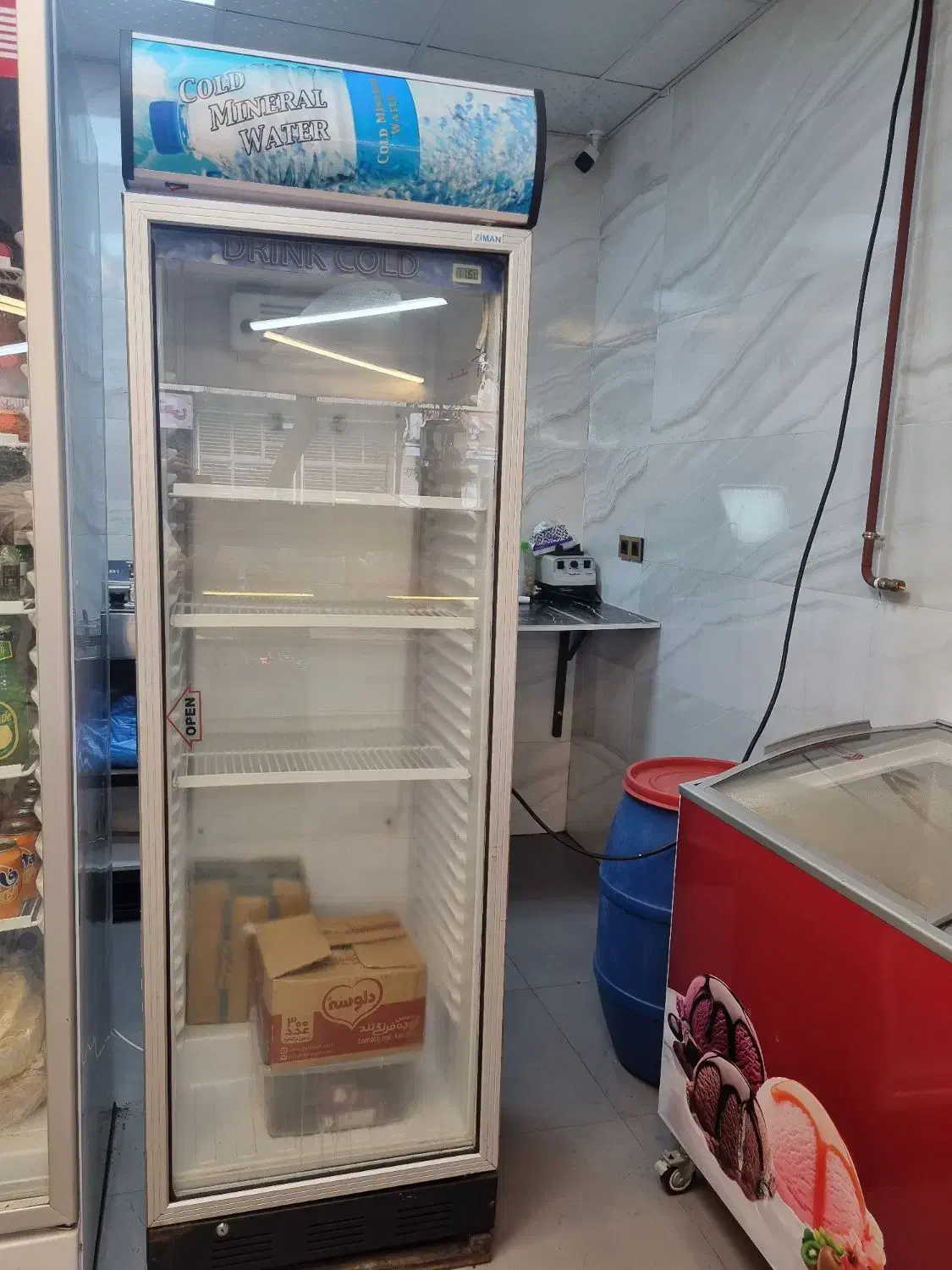 یخچال ایستاده ویترینی نوشیدنی|کافیشاپ و رستوران|رشت, استادسرا|دیوار