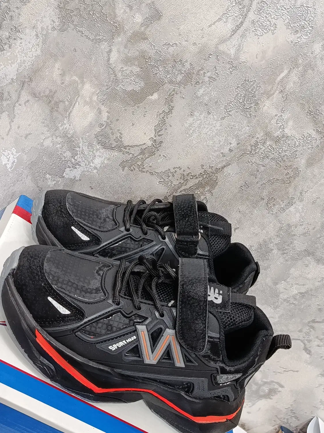 کتانی اسپرت|کیف، کفش، کمربند|تهران, گلچین|دیوار