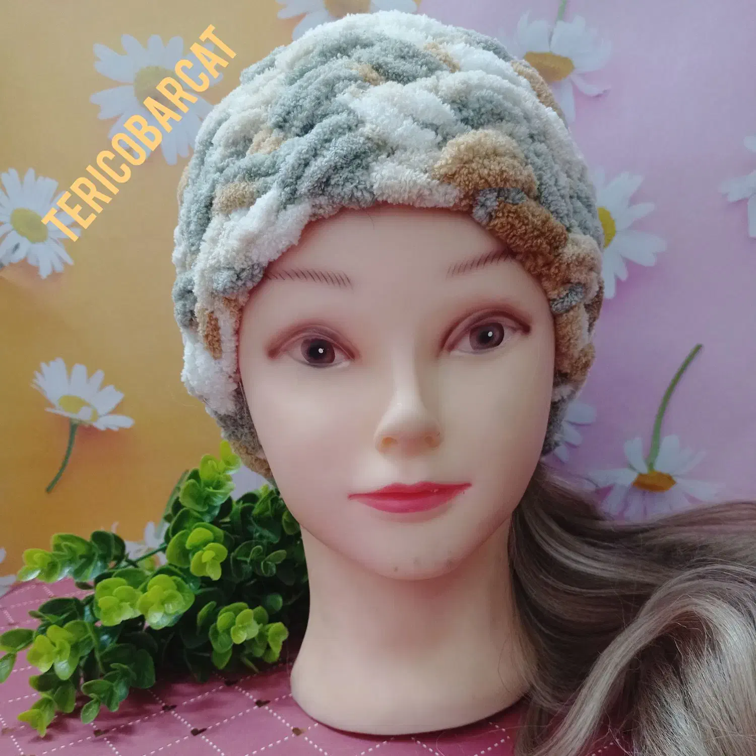 هد ،کلاه و شالگردن آلیز پافی|لباس|کرمان, |دیوار