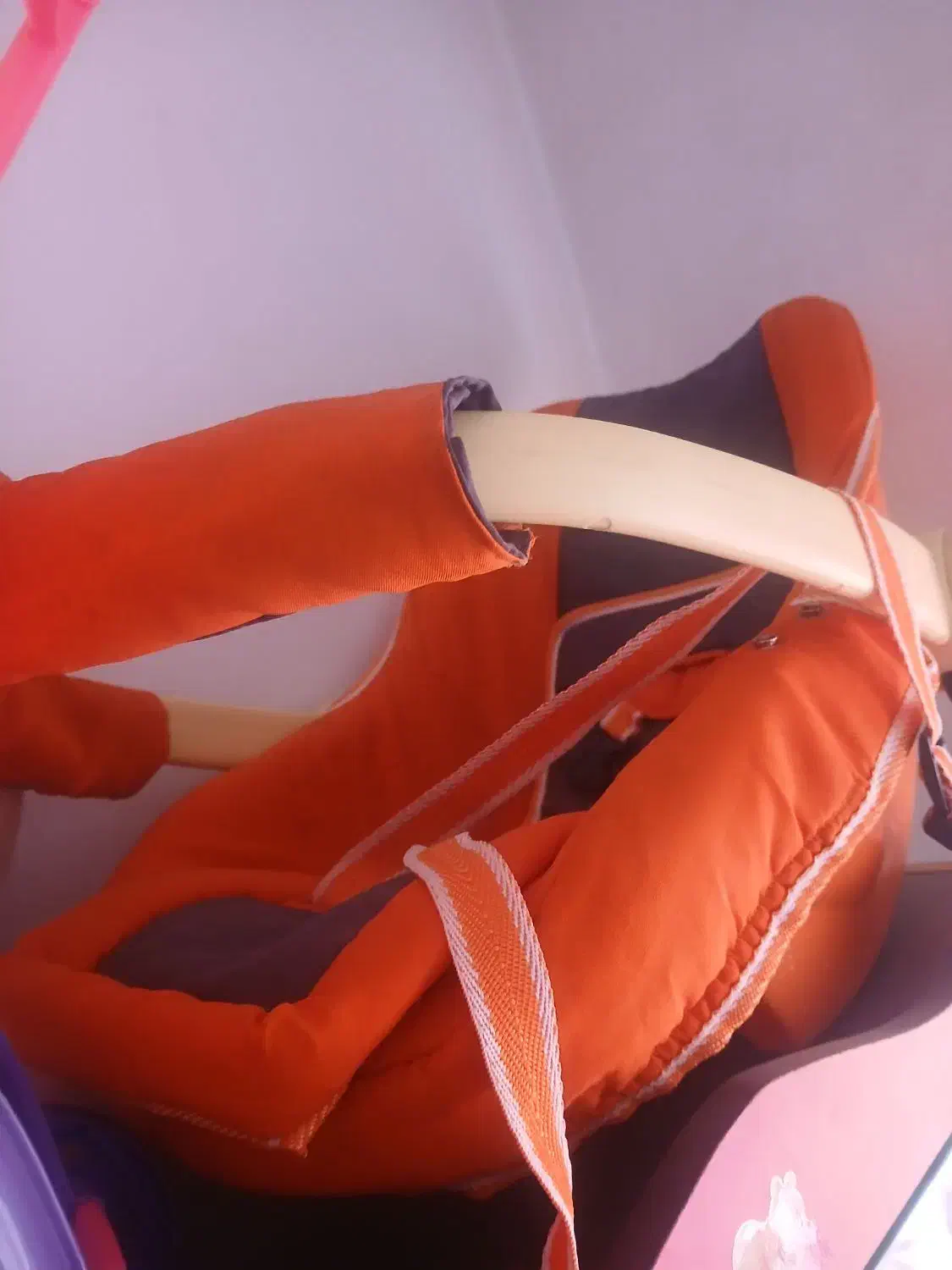 روروئک و کریر نوزاد با قیمت مناسب|اسباب و اثاث بچه|تویسرکان, |دیوار