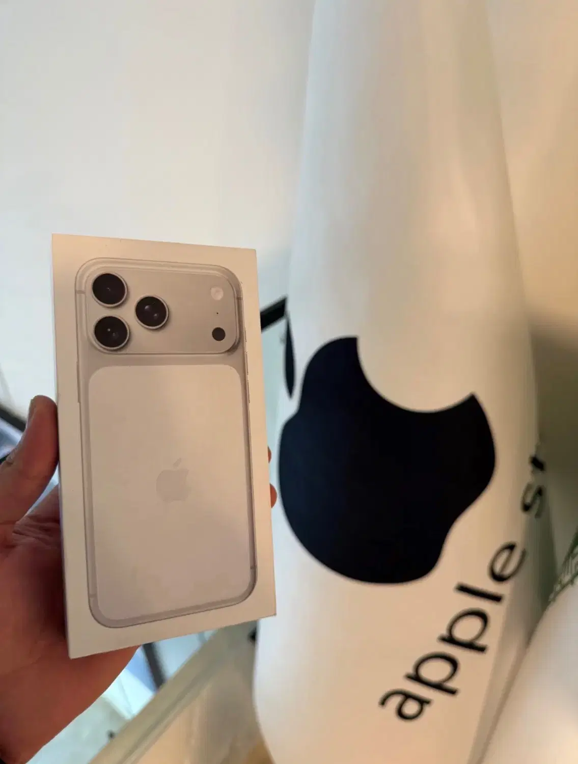 Apple17max|موبایل|مشهد, بهشت|دیوار
