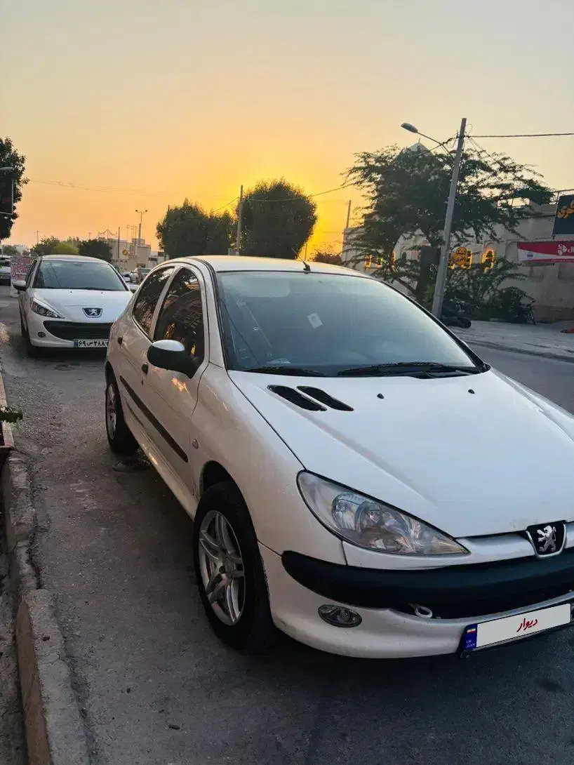 206 مدل۸۹ اتومات|خودرو سواری و وانت|بوشهر, |دیوار