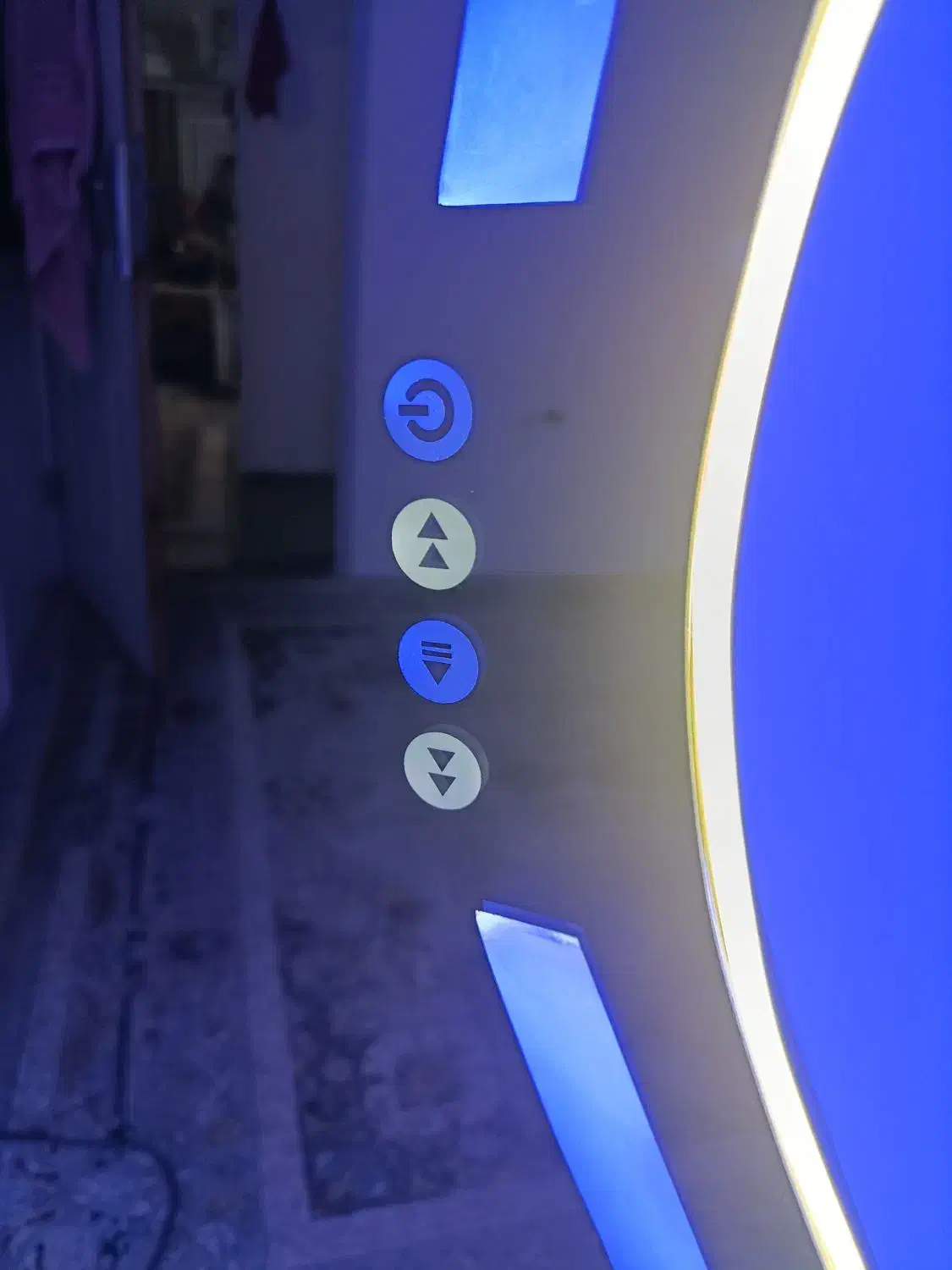 آینه قدی بلوتوثی|آینه|اسلامشهر, شهرک قائمیه|دیوار