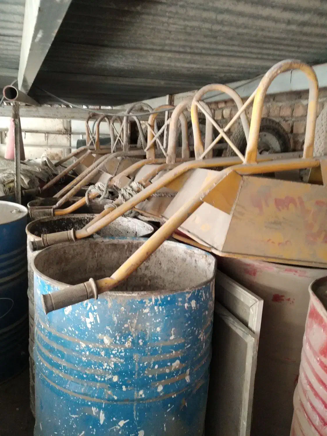 اجاره و خریدو فروش وسایل بنایی تخته بشکه نردبان و.|مصالح و تجهیزات ساختمان|کرج, شهرک بنفشه|دیوار