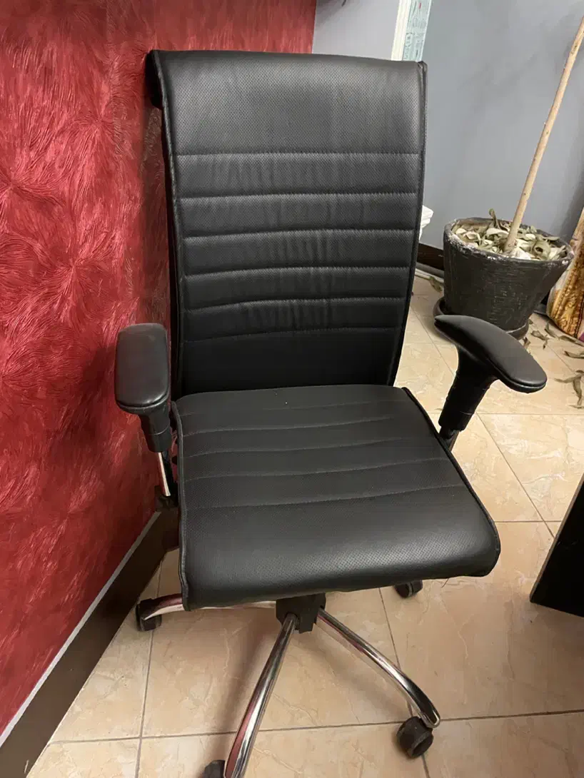 میز و صندلی مدیریتی|مبلمان اداری|سمنان, |دیوار