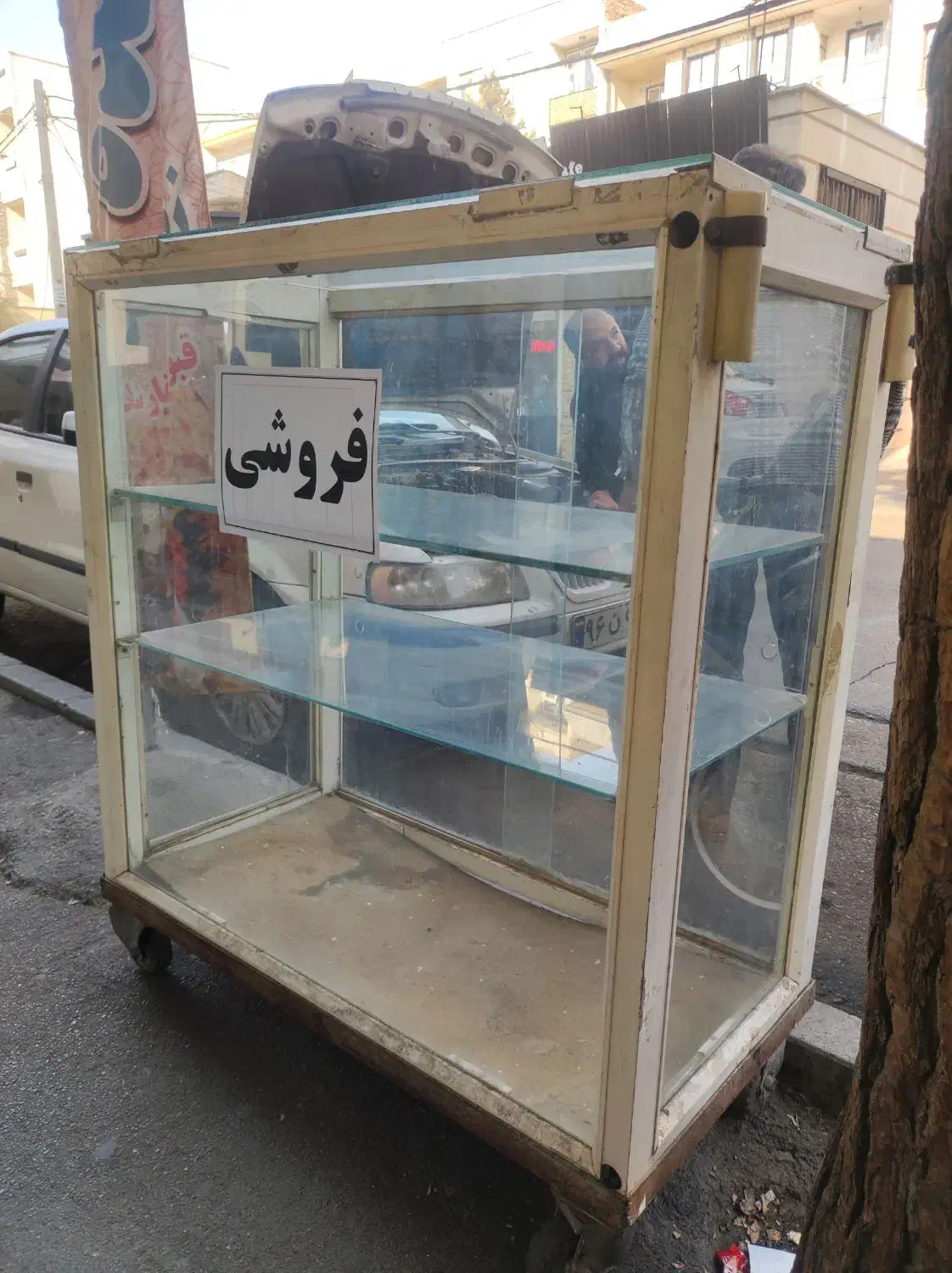 میز ویترین|فروشگاه و مغازه|اندیشه, اندیشه فاز ۱|دیوار