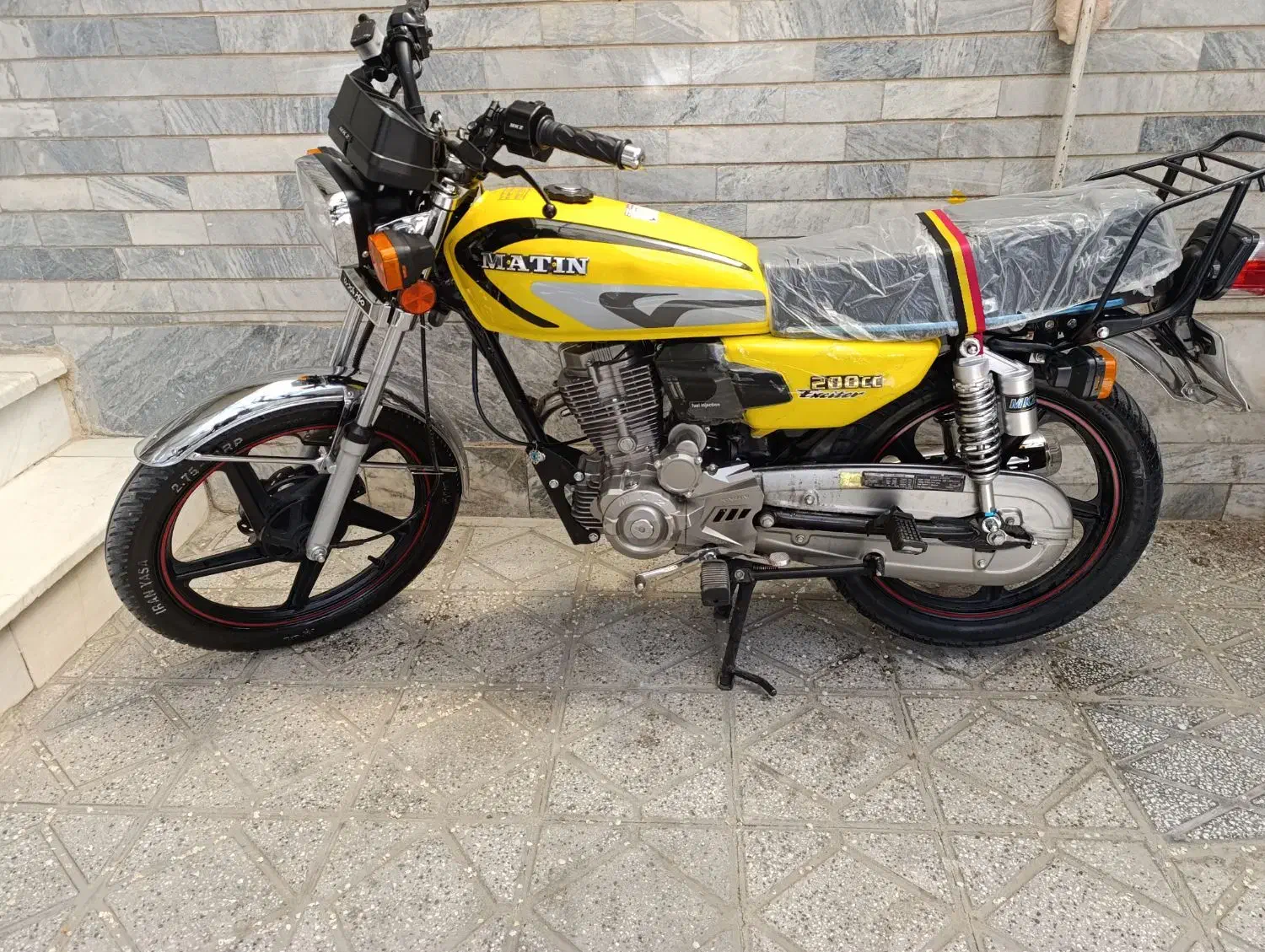 موتور متین 200|موتورسیکلت|بروجرد, |دیوار