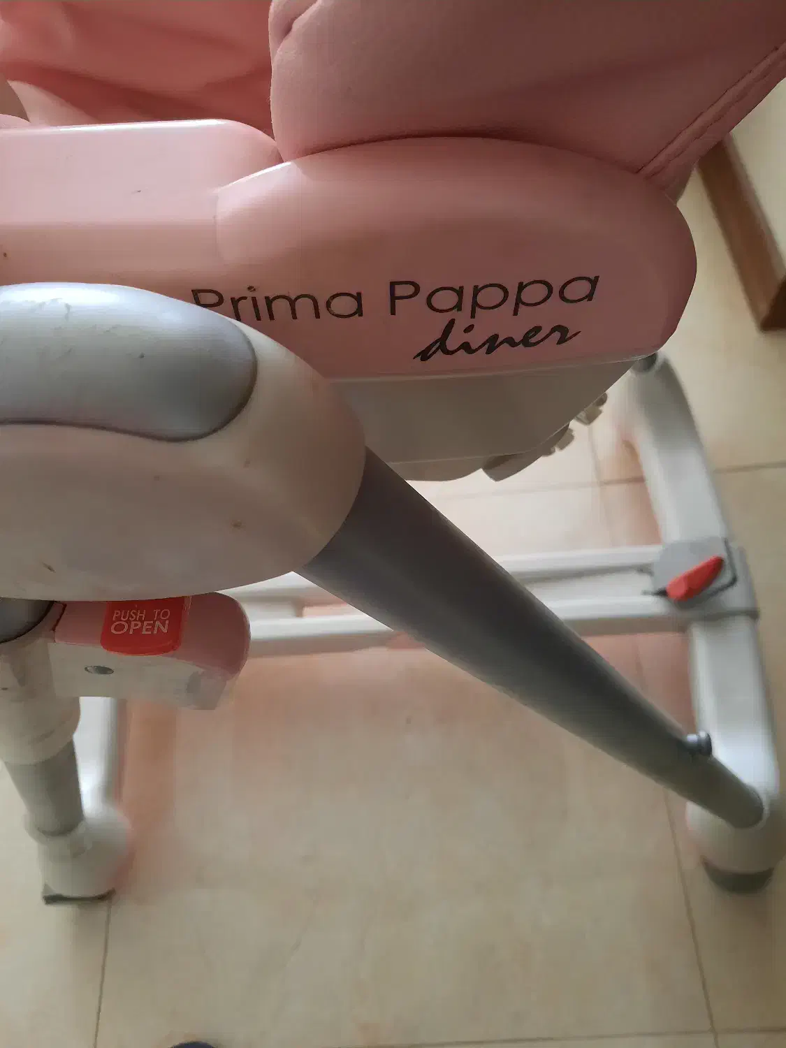 صندلی غذاخوری کودک|تخت و صندلی بچه|لواسان, |دیوار