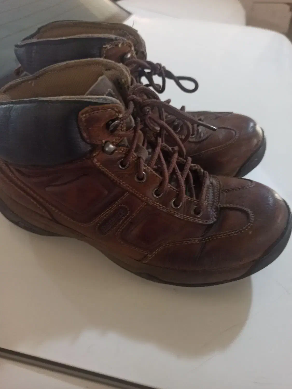 کفش کوهنوردی اصل|کیف، کفش، کمربند|فولادشهر, C5|دیوار