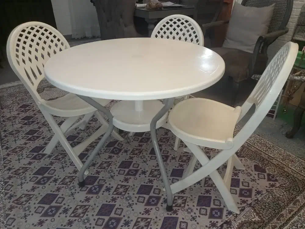 میز ناهارخوری ۳نفره|میز و صندلی غذاخوری|بندر انزلی, کوی آزادگان|دیوار