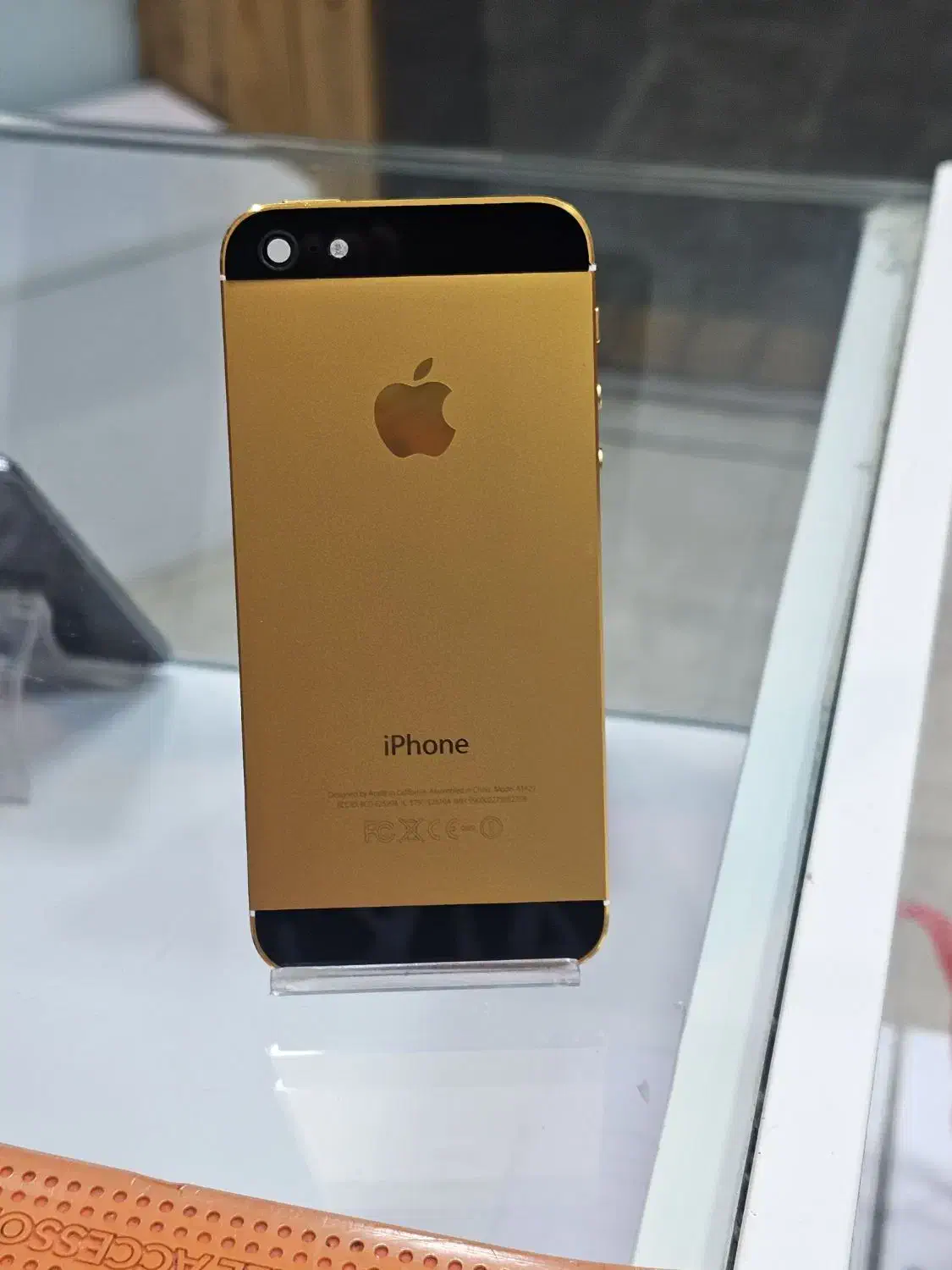 قاب. ایفون. 5s طلایی|لوازم جانبی موبایل و تبلت|کرمان, |دیوار