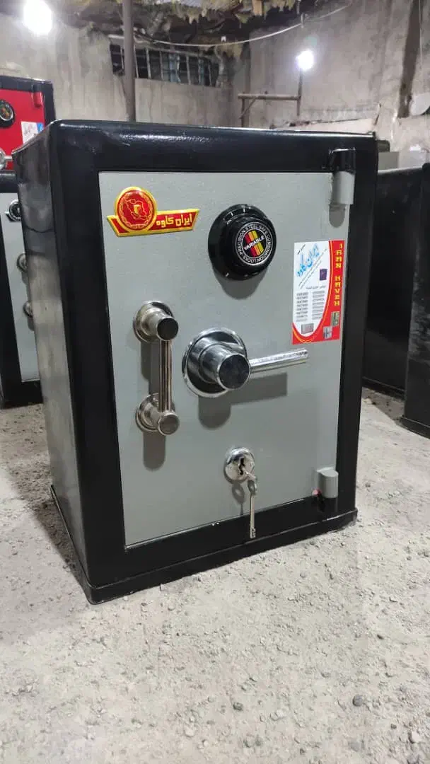 ده حسن شهرک صنعتی داودیه گاوصندوق‌کد۱۶۸۲|ابزارآلات|رباط‌کریم, رباط‌کریم|دیوار