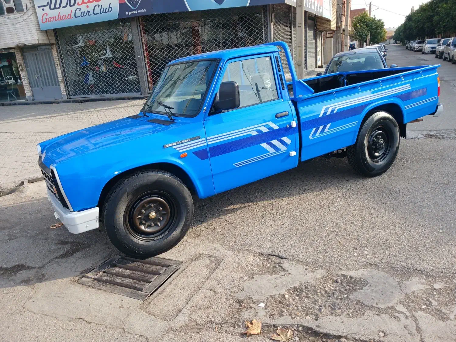 نیسان ۹۸دوگانه فابریک بیرنگ ۱۲۰تاکارلوکس عطیقه|خودرو سواری و وانت|گنبد کاووس, |دیوار