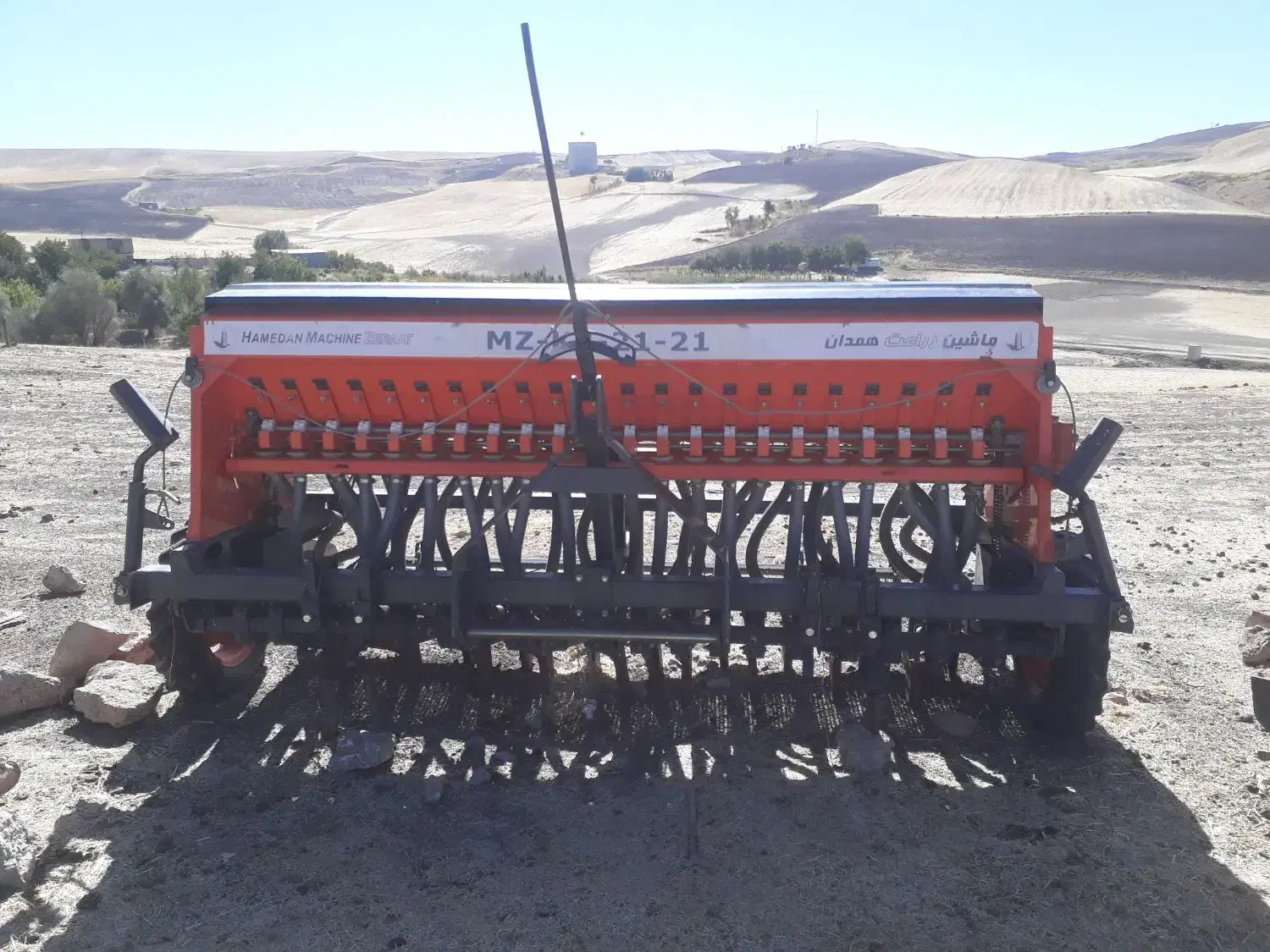 بذرکارردیفکار۳ مخزن ۲۱ردیفه ماشین زراعت همدان|ماشینآلات صنعتی|جوانرود, |دیوار